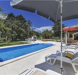 6 bedroom villa with pool near Labin, Istria, sleeps 12